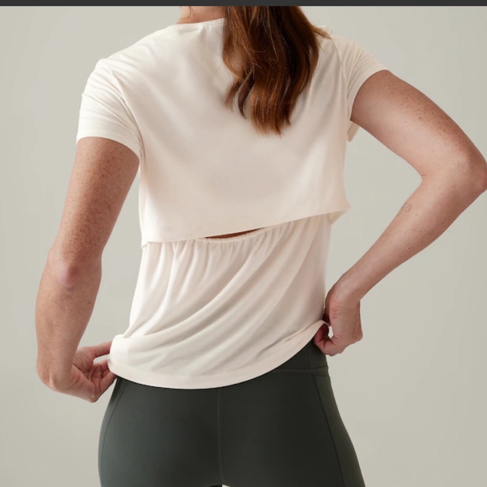 NWT Athleta Air Out Cinch Tee
